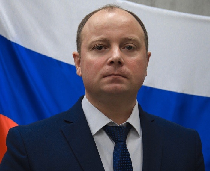    Глава района в Саратовской области уволился после скандала с "гнильём в школах"