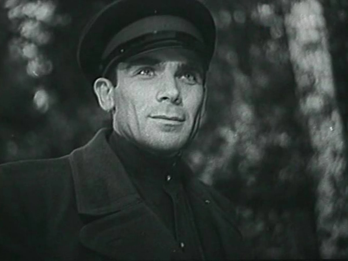     Владимир Заманский — актер, которого зрители прежде всего знают по культовой военной драме «Проверка на дорогах»