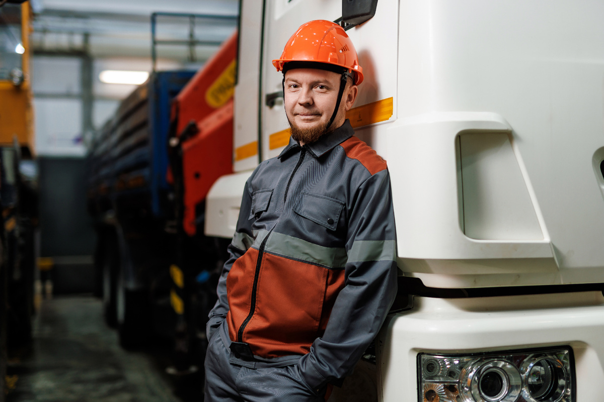 Михаил Шаров