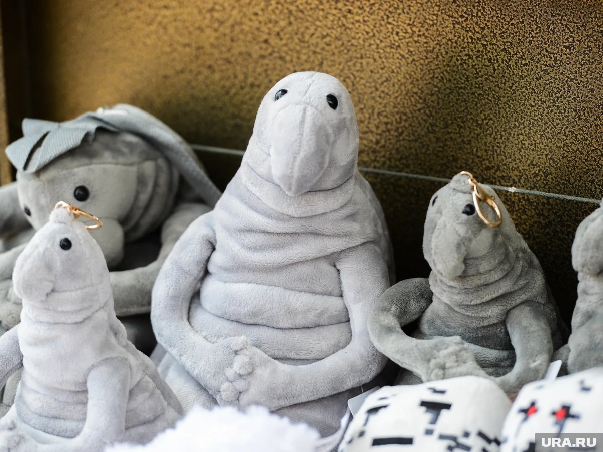     Дворец спорта «Звездный» в Новом Уренгое закупит ростового Ждуна за 240 тысяч