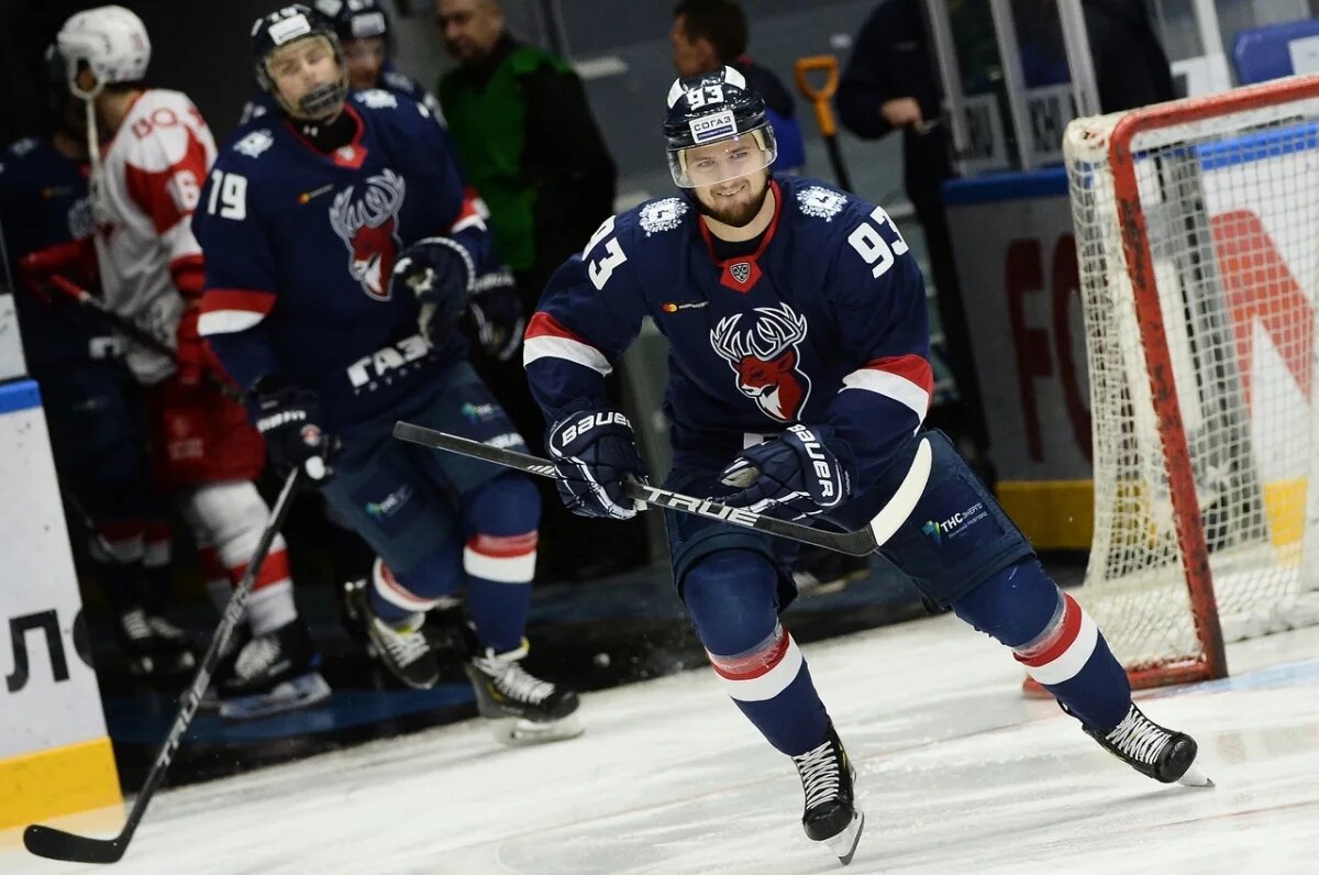    «Торпедо-Горький» разгромил «Динамо-Алтай»