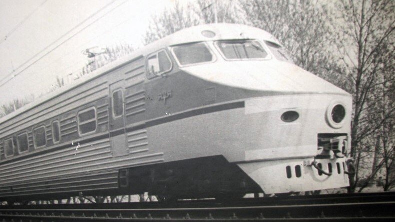 Страх в Siemens: почему советский ЭР-200 из 70-х выдавал те же 210 км/ч, что и современный импорт