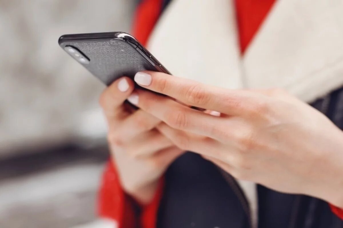    Жена свердловского мэра перевела мошенникам более 14 миллионов рублей