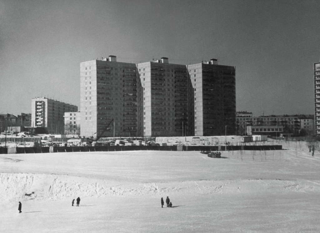 Вид на район Очаково. Виктор Потапов, декабрь 1976 года, г. Москва, ул. Озерная, 19к1, архив Наталии Потаповой.
