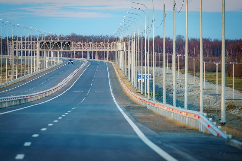    Более 300 тысяч машин проехало по новому мосту «Звезда Оби» в Югре с момента его открытия