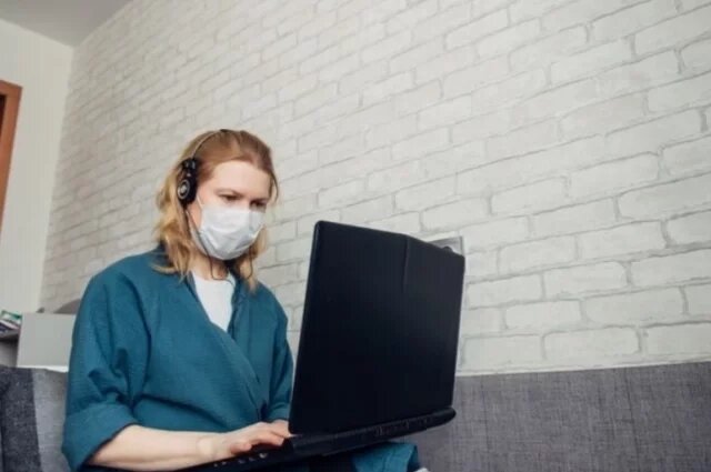    Можно ли работать из дома без больничного и сохранить зарплату?