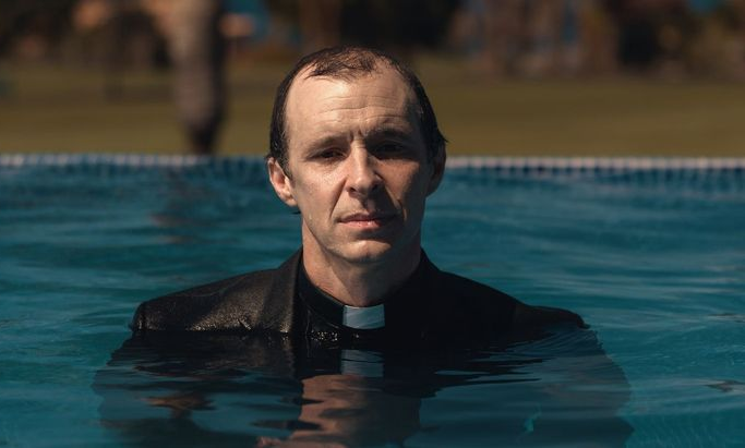 Листайте кадры.