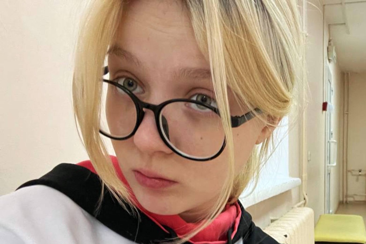     Родившая в 14 лет звезда ток-шоу «Пусть говорят» Дарья Суднишникова беременна вторым ребенком: видео