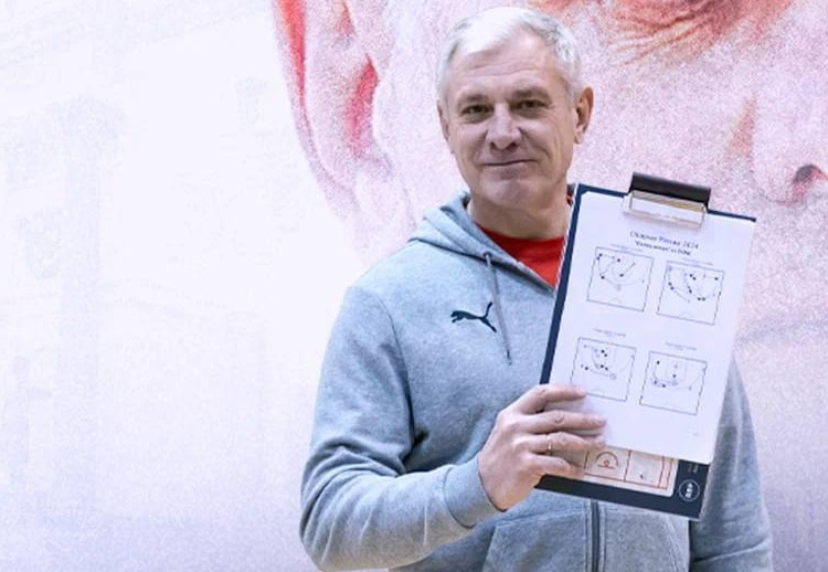     Главный тренер сборной России возглавил баскетбольное «Динамо» Курск