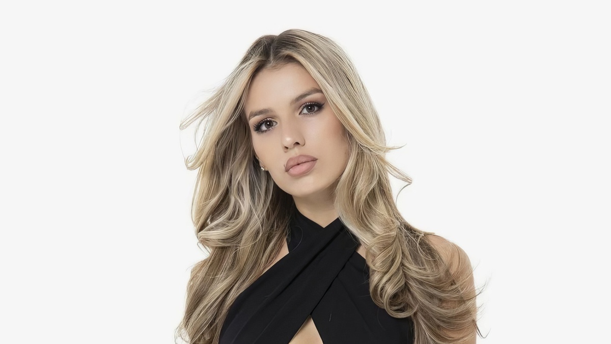 Люся Чеботина