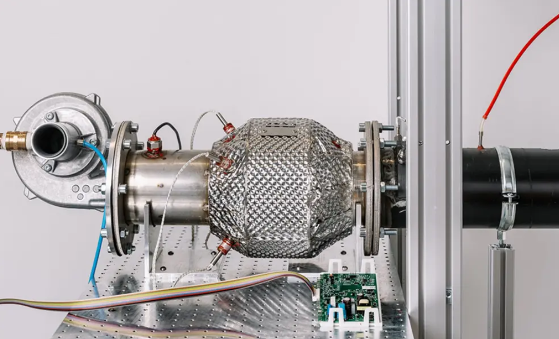 Первая работающая система каталитического подогрева воздуха водородом. Фото компании HYTING 