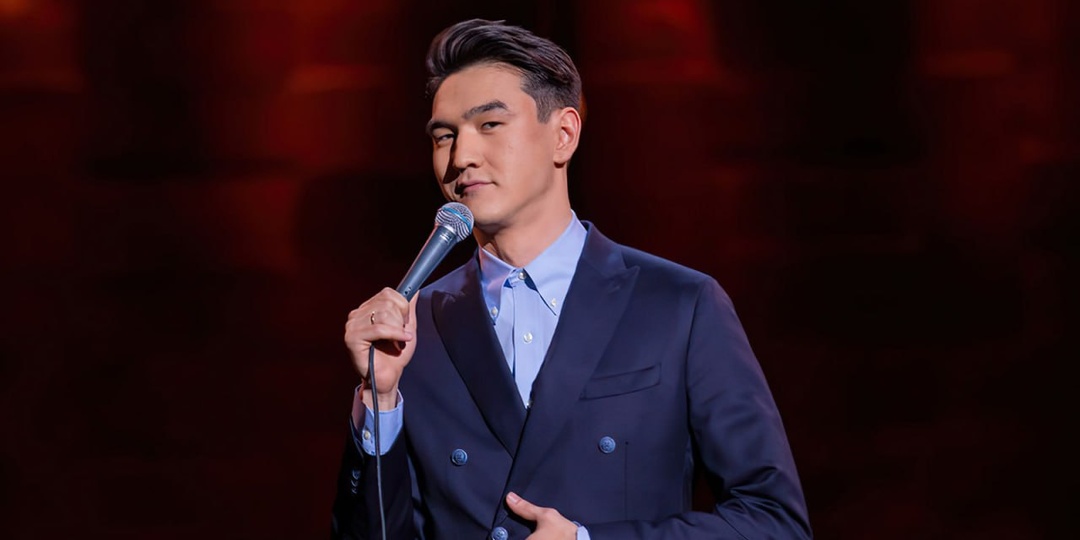 ⚡️Казахстанскому комику Нурлану Сабурову запретили въезд в Россию на 50 лет