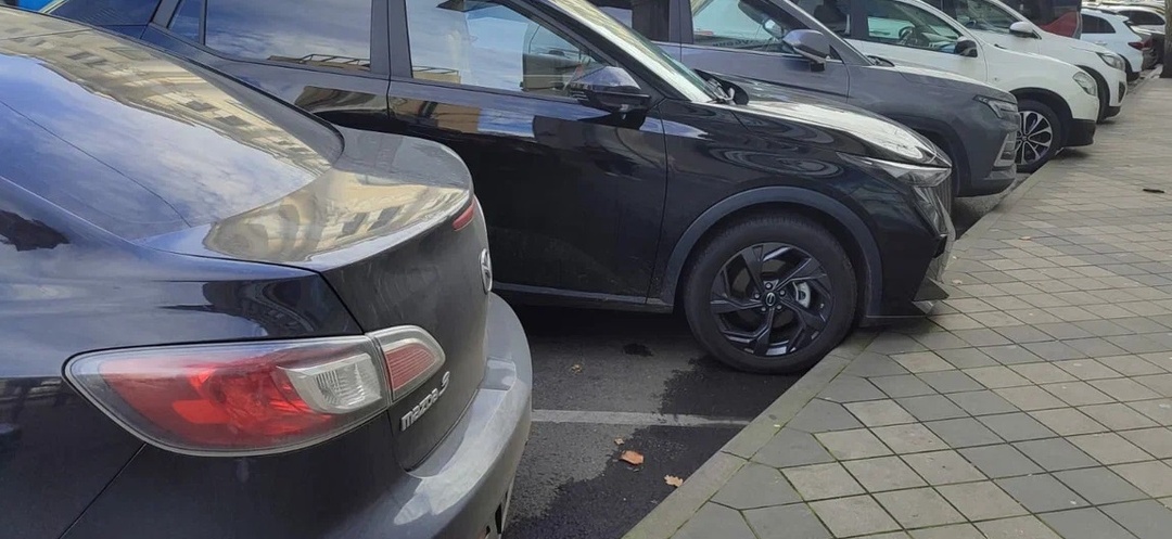 Депутаты добиваются бесплатных парковок по выходным в Краснодаре