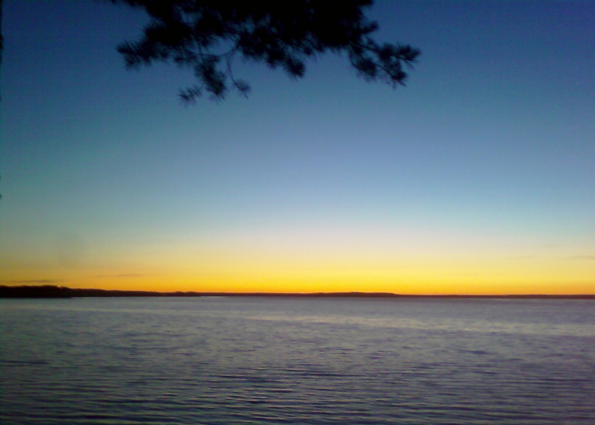 Фото хоть и плохого качества, но ценно тем, что сделано как раз во времена одной из таких проверок.