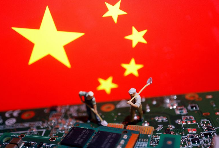 Китай создал революционный оптический чип с частотой 100Ghz!