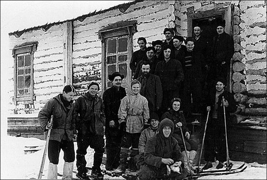 Фото из архивных материалов следствия