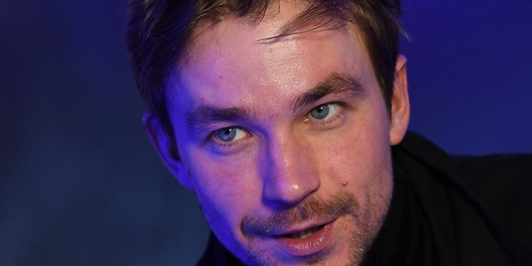 Александр Петров: «Я никому ничего не доказываю». Актёр сменил амплуа и покорил прокат