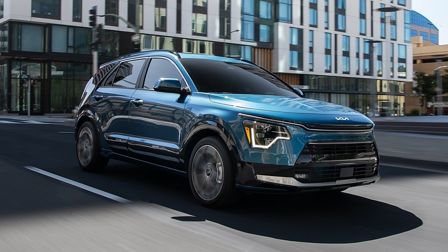   На фото: Kia Niro PHEV