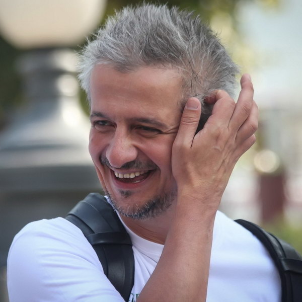     Константин Богомолов начал набор на актерский курс в Школу-студию МХАТ