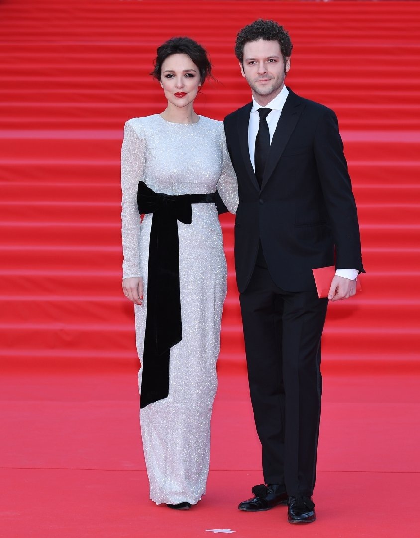    Актер Константин Крюков с супругой Алиной (Фото: РИА Новости/Екатерина Чеснокова)