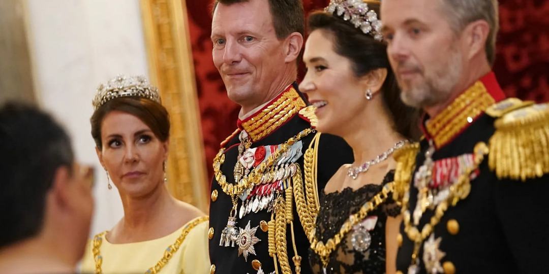 Еще одна королевская мина: любовная драма и возвращение датского "запасного" из США