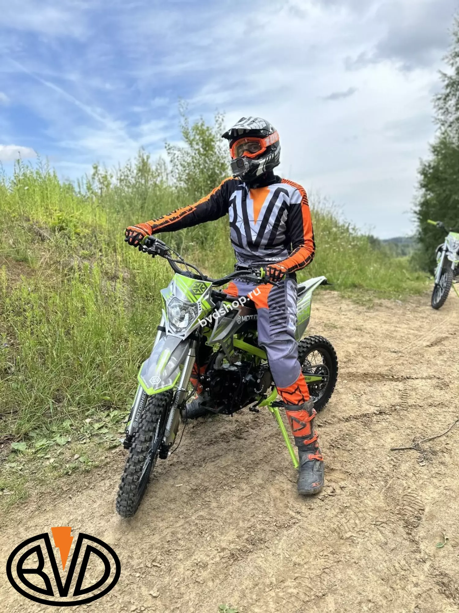 Взрослым тоже можно питбайк!