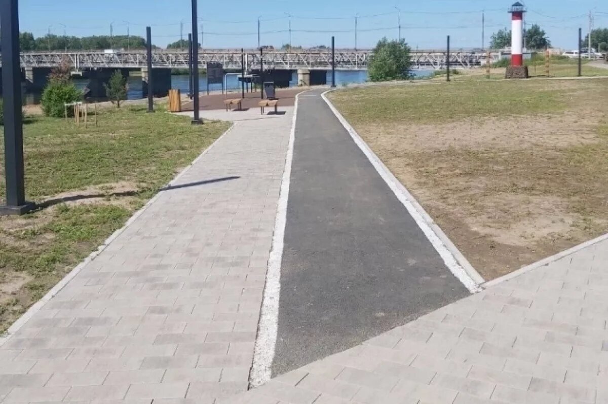    Набережная Кан-Перевоз осталась без травы и элементов благоустройства