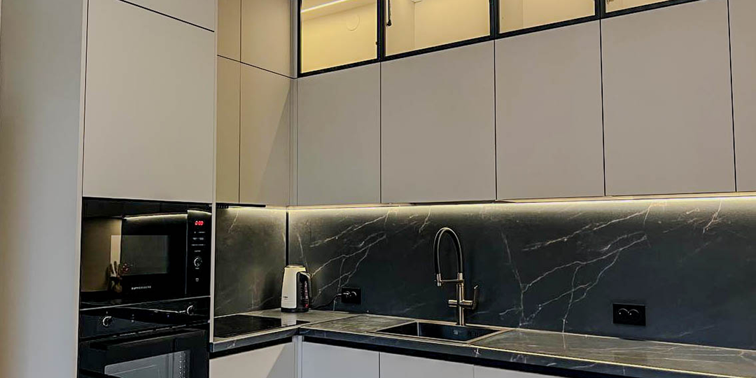 Почему кухня “не встаёт” после замера: 5 причин и как избежать ошибок до заказа кухни