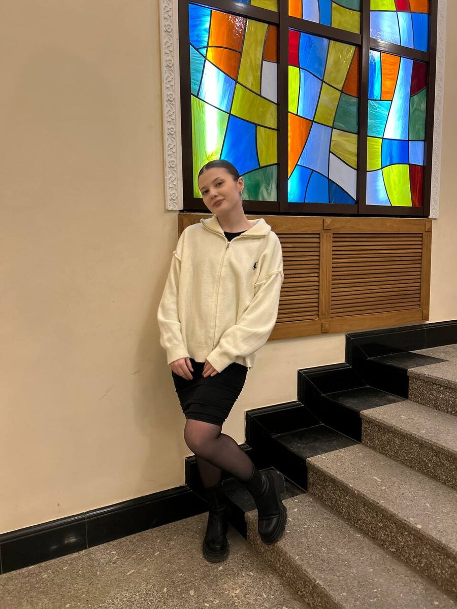 Личное фото дочери автора канала