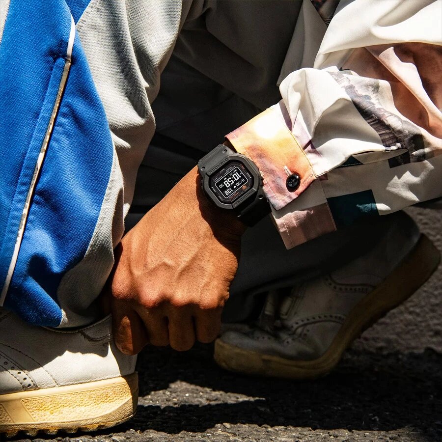 Часы DW-H5600-1E созданы для фитнеса. Такой же важный элемент, как кроссовки или спортивный костюм