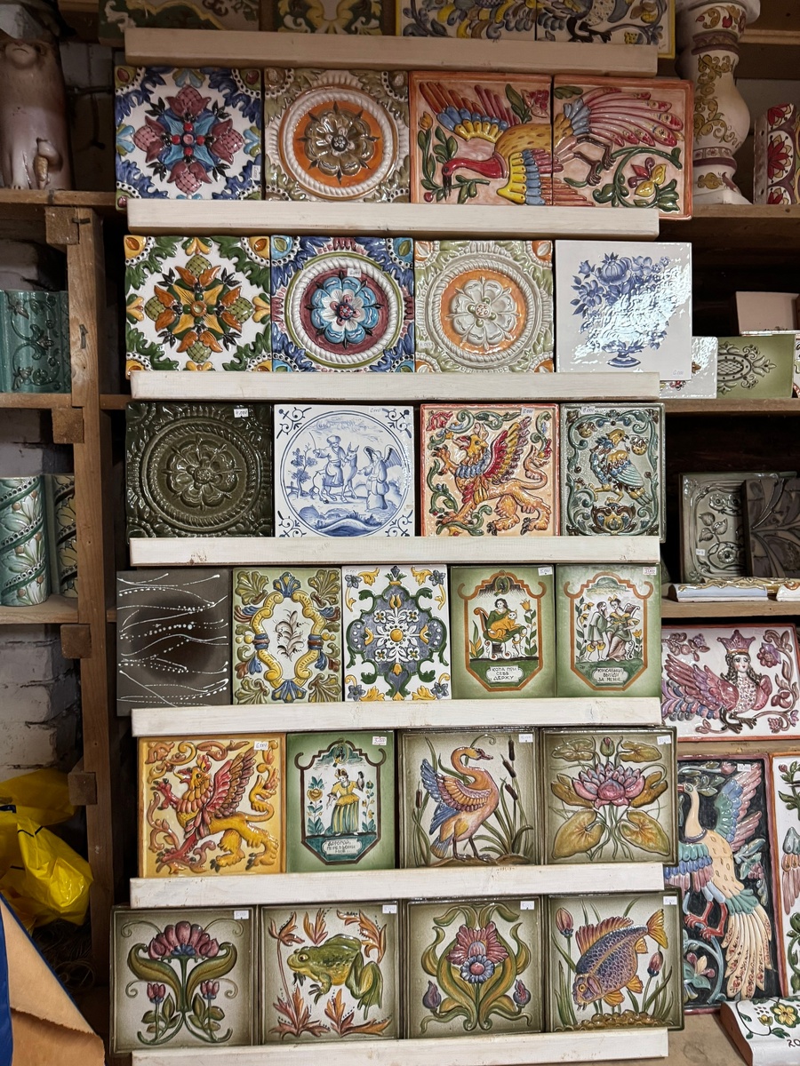 Куркинская керамика. Взято из сообщества «Куракинская керамика. Изразцы» в ВК