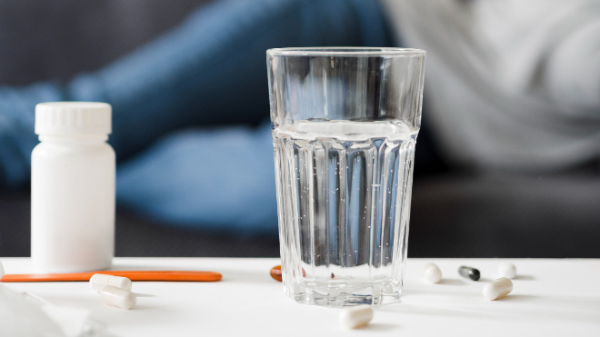 Фото: https://ru.freepik.com/free-photo/close-up-woman-laying-couch_7571438.htm#from_element=cross_selling__photo