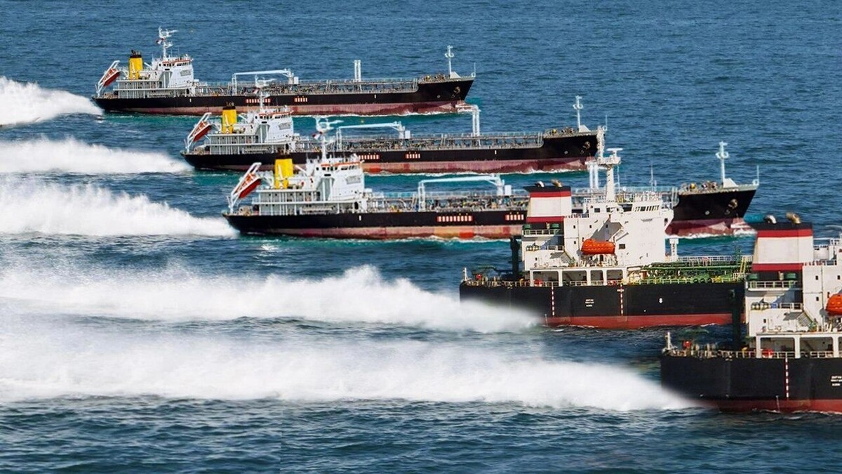    Супертанкеры стараются побыстрее пройти Ормузский пролив