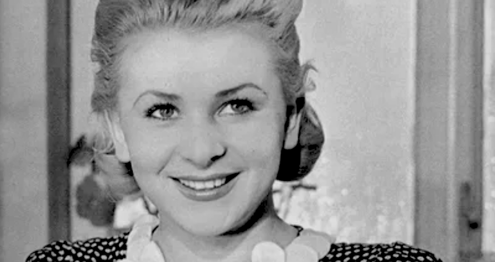 Валентина Серова в кино и в жизни (О чем писали советские газеты).