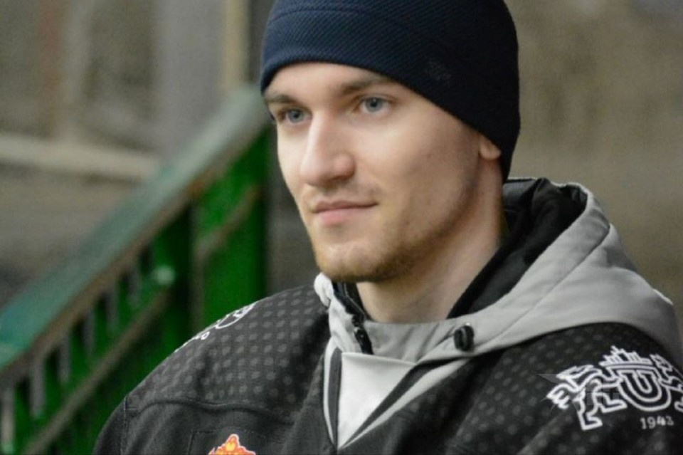    Хоккеист получил тяжелую травму на тренировке. Фото: из архива героя публикации