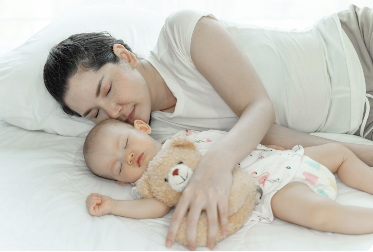 Япония, Корея, Китай - совместный сон в норме