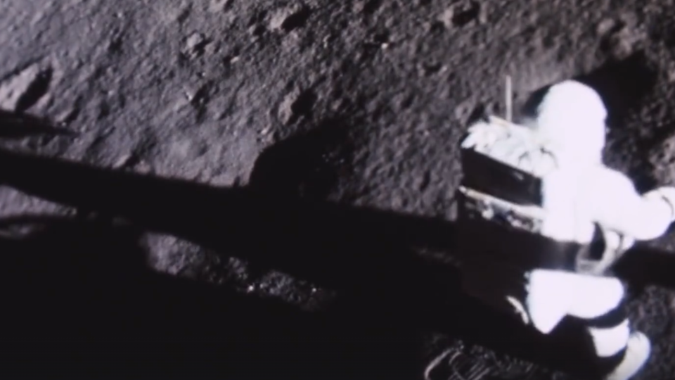 ФОТО: Кадр из программы "Загадки человечества", РЕН ТВ