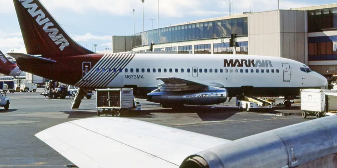 "Высотомеры и приборы проверены, никаких отклонений" - доложил первый помощник. А дальше глухой удар. Крушение рейса 3087 MarkAir