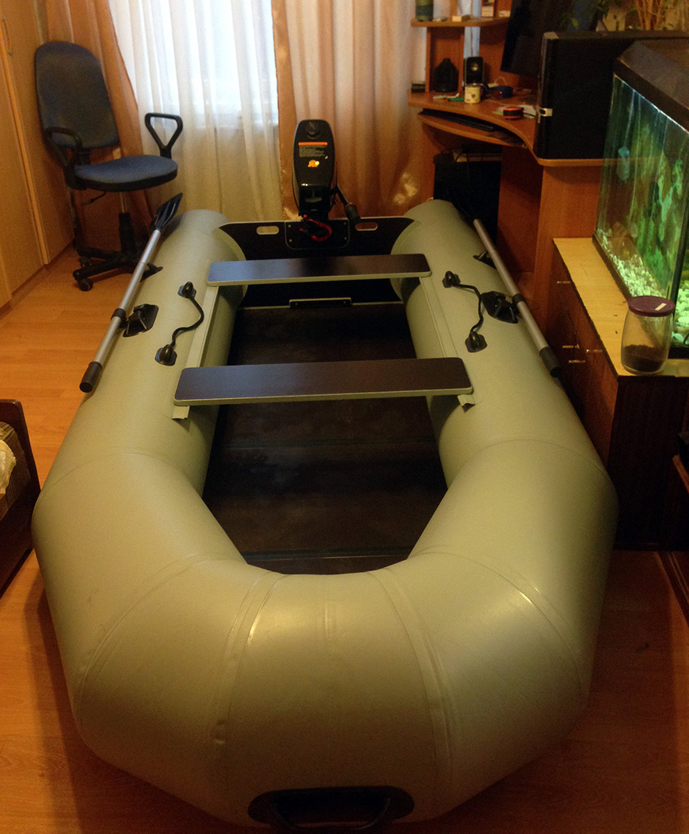 Лодка с мотором сразу после покупки