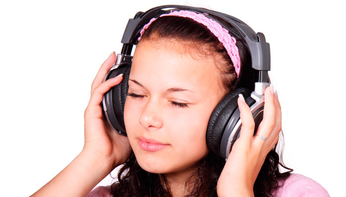 Ученые выяснили, что розовый шум не так уж полезен. Фото: pxhere.com