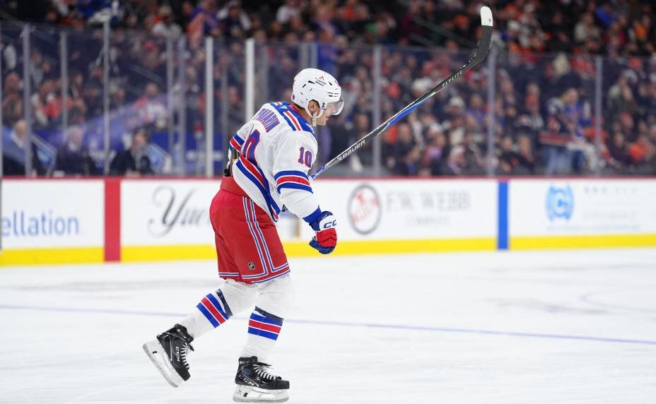    Артемий Панарин не может выбрать игровой номер в «Лос-Анджелесе». Фото: Reuters