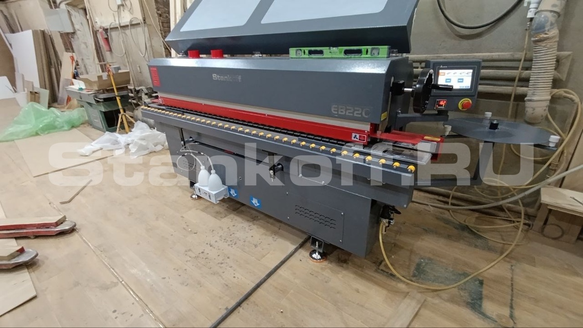  Автоматический кромкооблицовочный станок Sicar EB-220 (4 операции)

