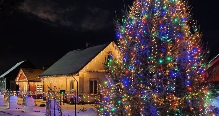    Победителей конкурса на лучшее новогоднее оформление выбрали в Пинском районе