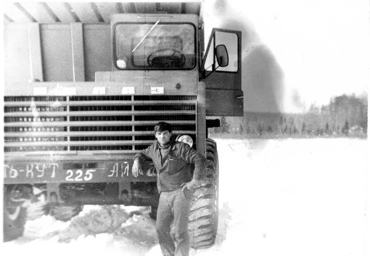 Фото автора. 80 годы двадцатого века. БелАЗ–540 на зимнике Усть-Кут – Мирный.