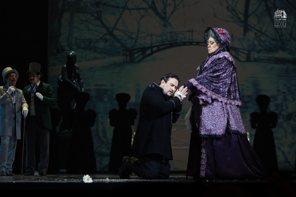 Графиня - Ольга Бородина (Мариинский театр), Герман - Олег Долгов (Большой театр России)