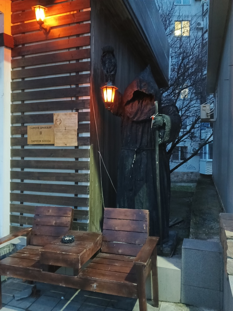 От такой встречи можно и медвежьей болезнью заболеть. Фото Галины Малышевой.