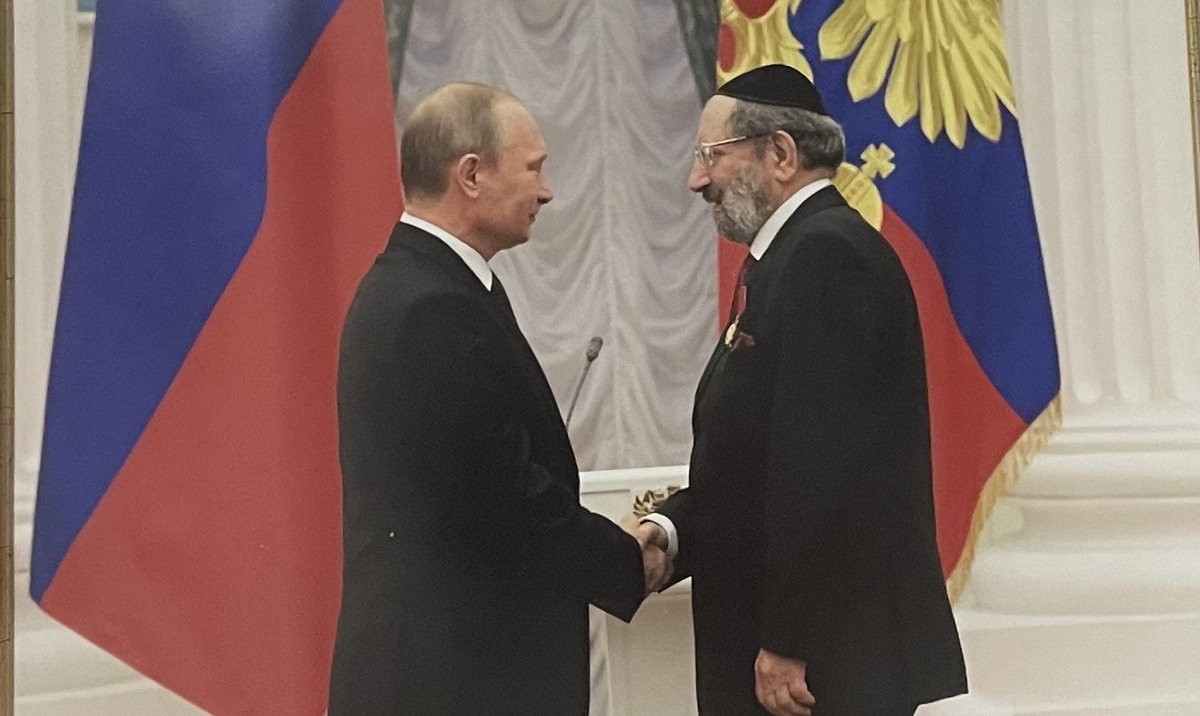 Президент Путин обожает Главного раввина России Адольфа Шаевича и вообще любит евреев