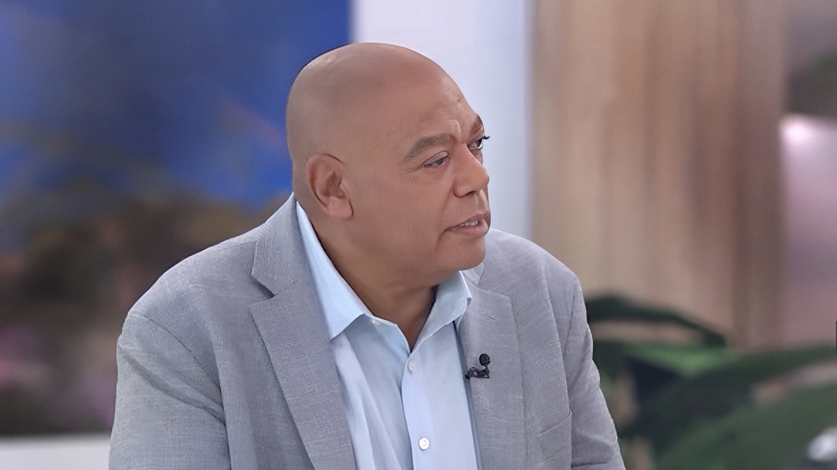 Дин Брэкстон.