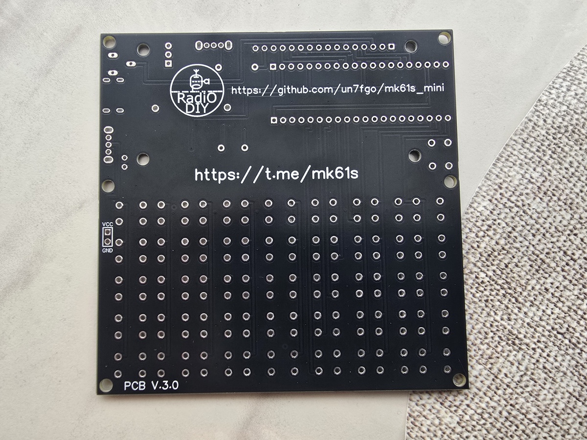 Основная плата программируемого калькулятора МК-61s-Mini.