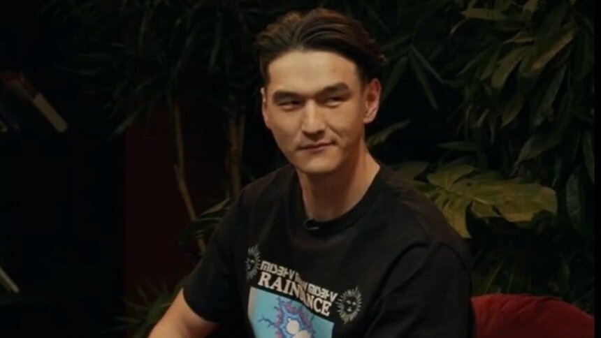 Нурлан Сабуров. Кадр из интернет шоу «Что было дальше?»